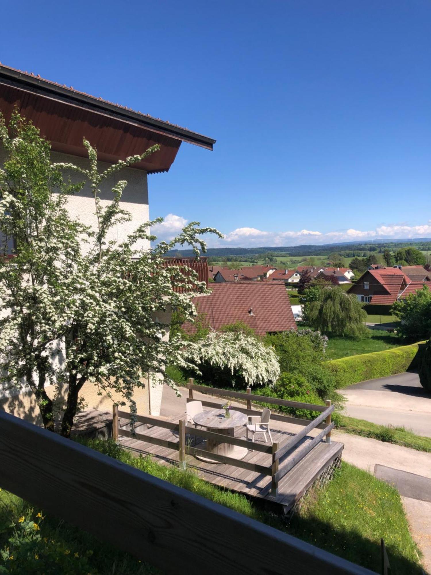Gite Le P'Tit Chasseral Maîche Exterior foto